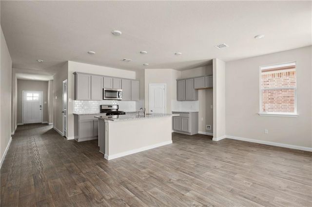 150 Jayden DR, Kyle, TX 78640