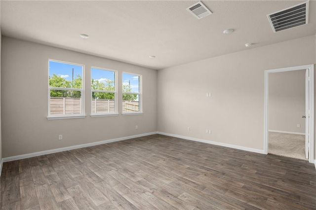 150 Jayden DR, Kyle, TX 78640