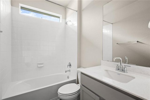 150 Jayden DR, Kyle, TX 78640