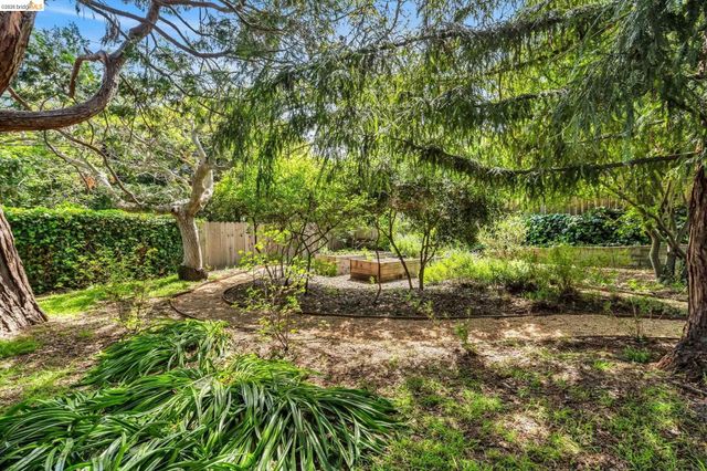 2164 La Mirada Drive, El Sobrante, CA 94803