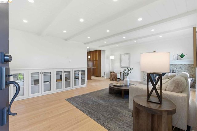 2164 La Mirada Drive, El Sobrante, CA 94803