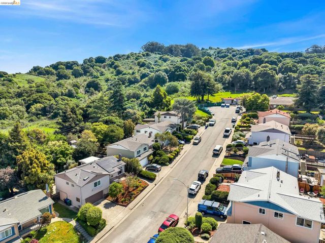 2164 La Mirada Drive, El Sobrante, CA 94803