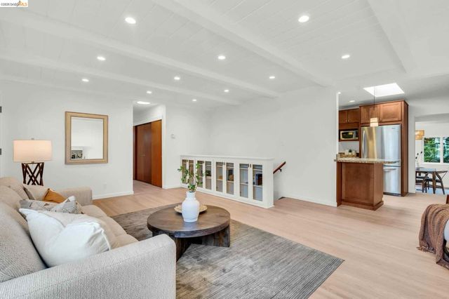 2164 La Mirada Drive, El Sobrante, CA 94803