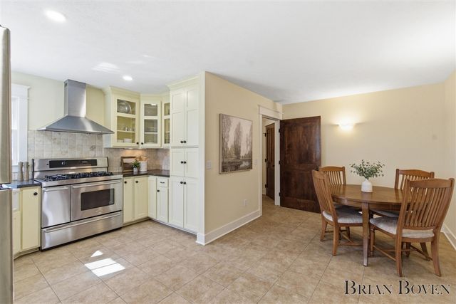 7389 Silver Ridge Drive, Rockford, MI 49341