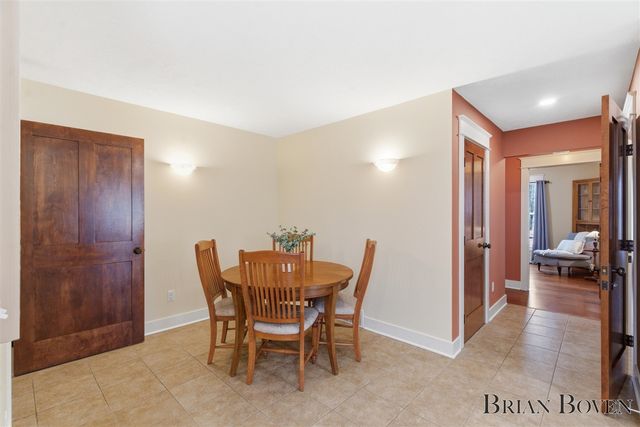 7389 Silver Ridge Drive, Rockford, MI 49341