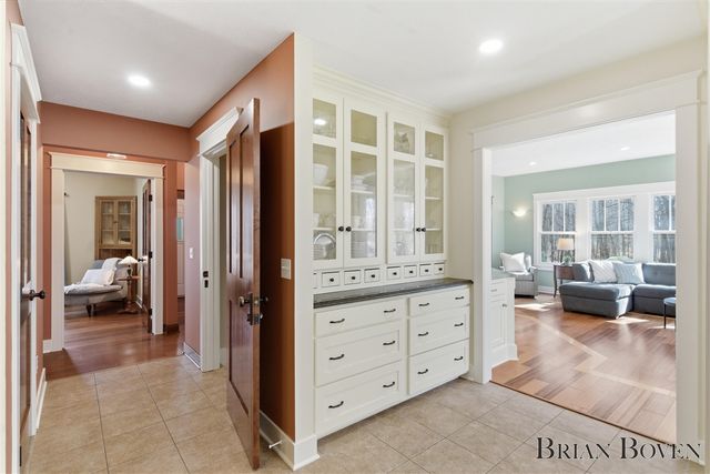 7389 Silver Ridge Drive, Rockford, MI 49341