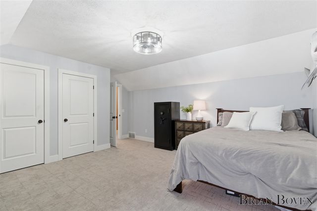 7389 Silver Ridge Drive, Rockford, MI 49341