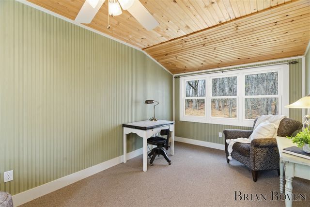 7389 Silver Ridge Drive, Rockford, MI 49341