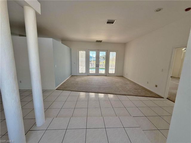 2124 Cornwallis PKWY, Cape Coral, FL 33904