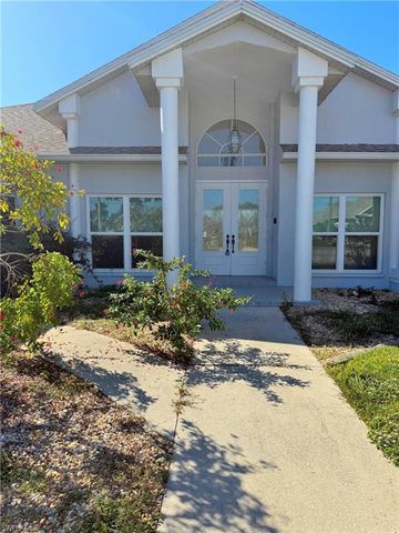 2124 Cornwallis PKWY, Cape Coral, FL 33904