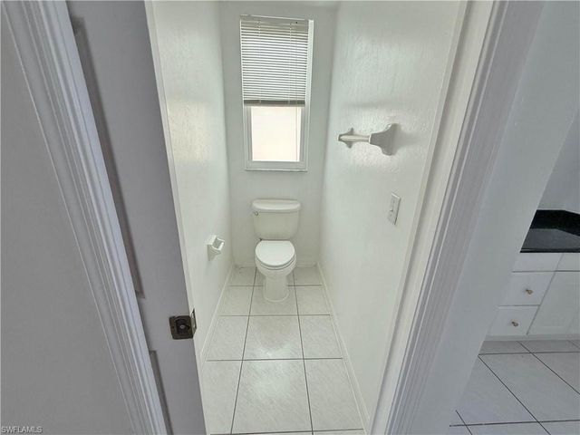 2124 Cornwallis PKWY, Cape Coral, FL 33904