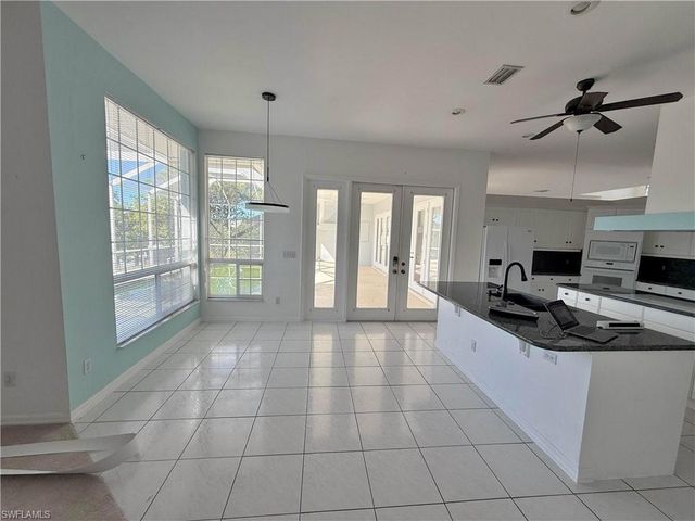 2124 Cornwallis PKWY, Cape Coral, FL 33904