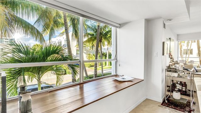 10090 Bay Harbor Terrace 10090, Bay Harbor Islands, FL 33154