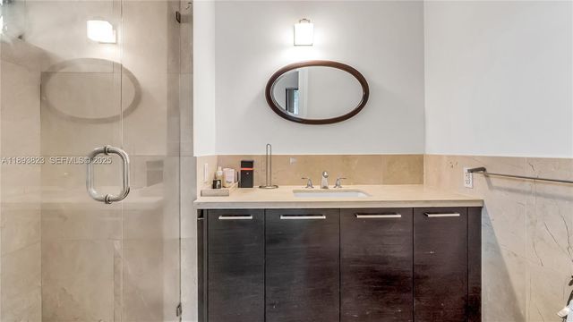 10090 Bay Harbor Terrace 10090, Bay Harbor Islands, FL 33154