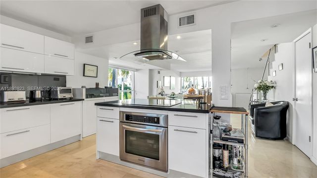 10090 Bay Harbor Terrace 10090, Bay Harbor Islands, FL 33154