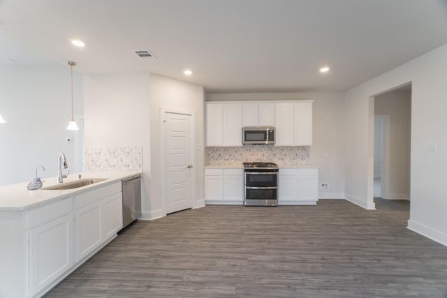 10663 Whitejacket, Conroe, TX 77385