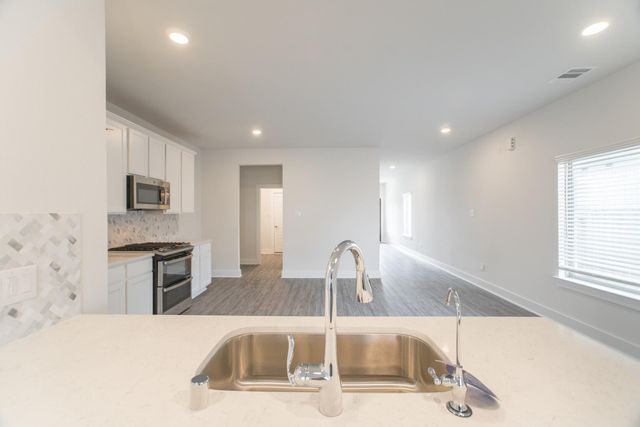 10663 Whitejacket, Conroe, TX 77385