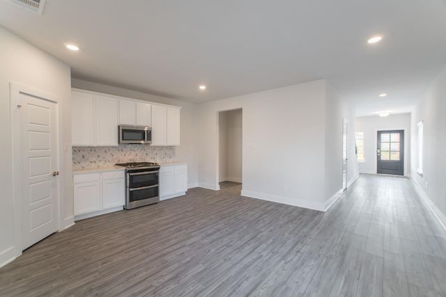 10663 Whitejacket, Conroe, TX 77385