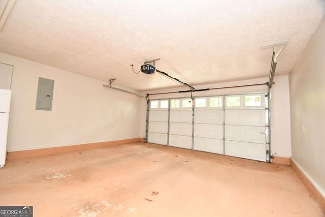 257 Lake Place Drive, Lavonia, GA 30553