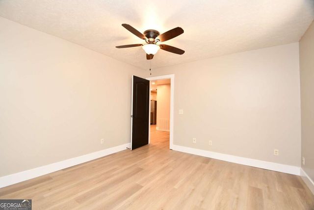 257 Lake Place Drive, Lavonia, GA 30553