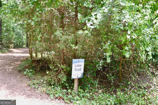 257 Lake Place Drive, Lavonia, GA 30553