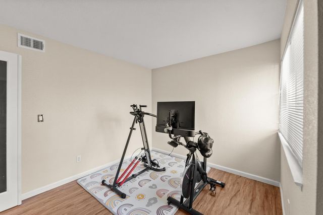 5861 Muldrow Rd, Sacramento, CA 95841