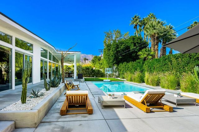 73286 Goldflower Street, Palm Desert, CA 92260