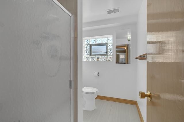 2054 Birch Street, Des Plaines, IL 60018