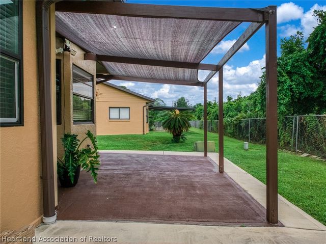 2418 Hidden Creek Circle, Sebring, FL 33870