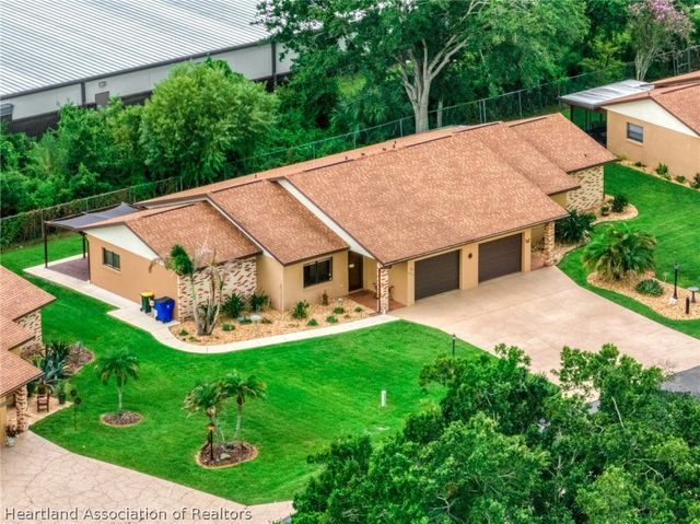2418 Hidden Creek Circle, Sebring, FL 33870