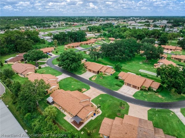 2418 Hidden Creek Circle, Sebring, FL 33870