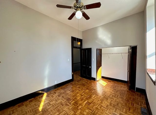 238 S Ashland Avenue, Chicago, IL 60607