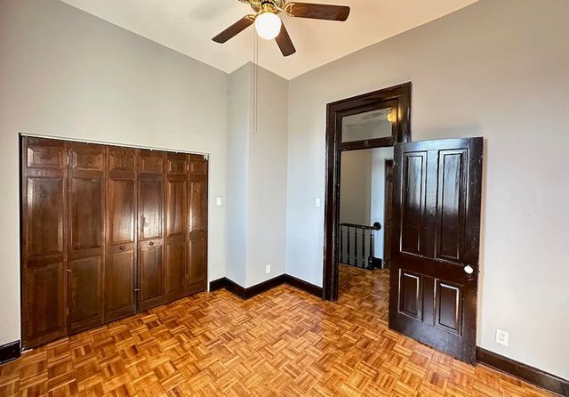 238 S Ashland Avenue, Chicago, IL 60607