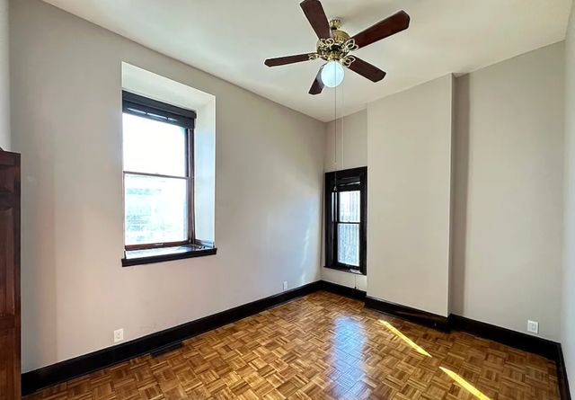 238 S Ashland Avenue, Chicago, IL 60607