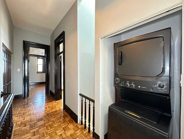 238 S Ashland Avenue, Chicago, IL 60607