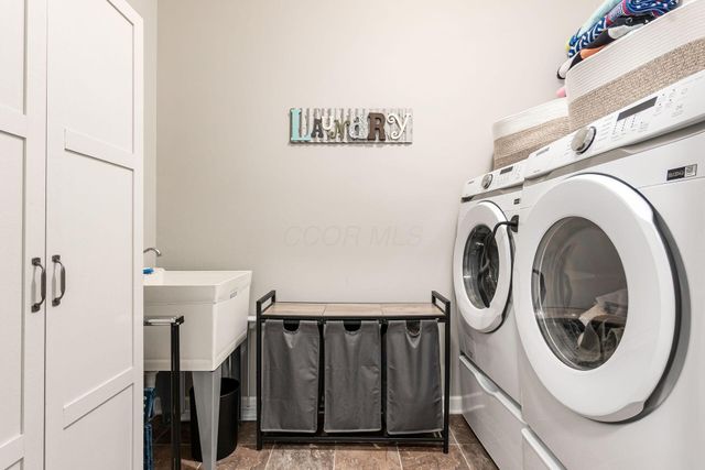 3275 Sinatra Way, Powell, OH 43065