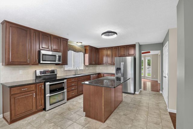 2899 Indian Summer Drive, Galena, OH 43021