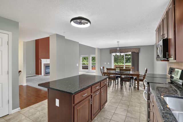 2899 Indian Summer Drive, Galena, OH 43021