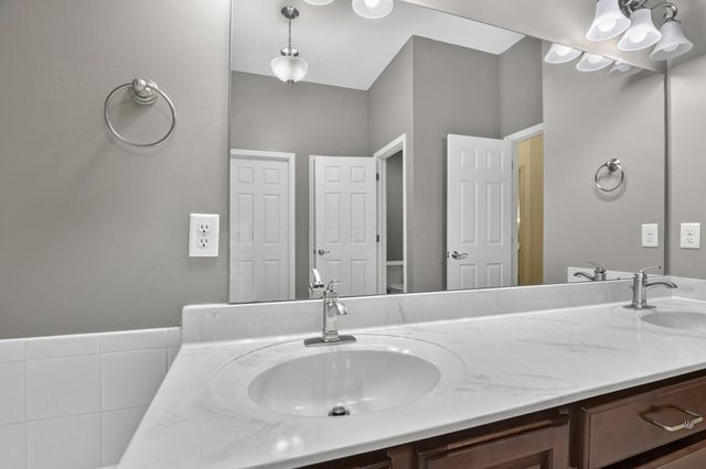 2899 Indian Summer Drive, Galena, OH 43021