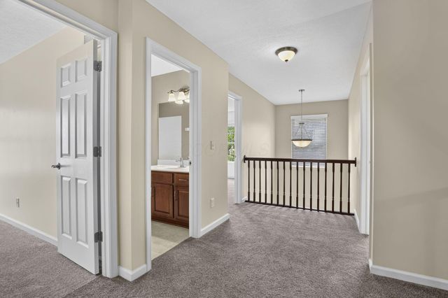 2899 Indian Summer Drive, Galena, OH 43021