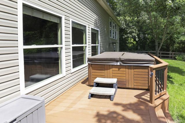 2899 Indian Summer Drive, Galena, OH 43021