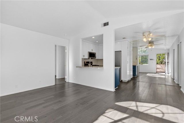 60 Flor De Mar, Rancho Santa Margarita, CA 92688