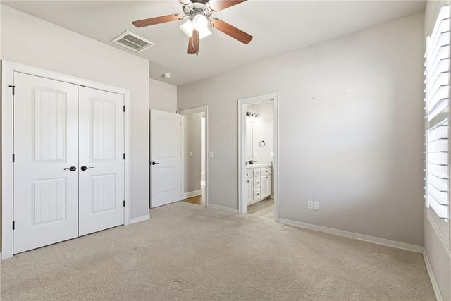 5704 SW Gunstock Road, Bentonville, AR 72713