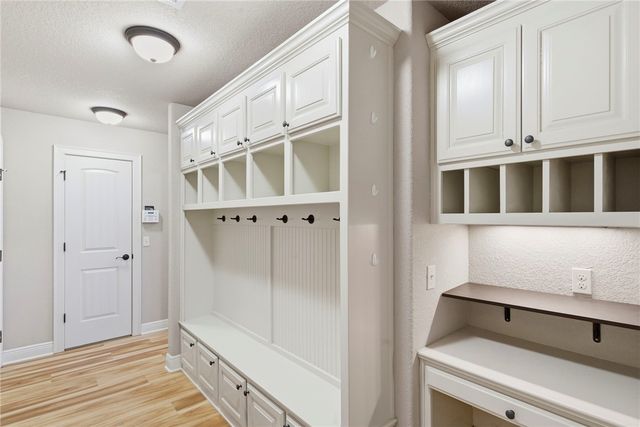 5704 SW Gunstock Road, Bentonville, AR 72713