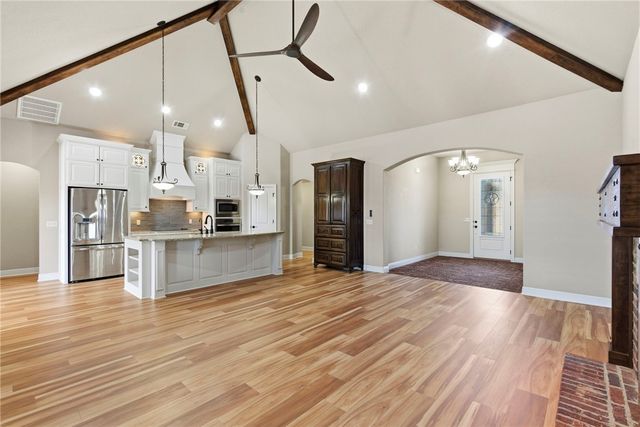 5704 SW Gunstock Road, Bentonville, AR 72713