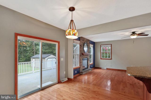 194 MEADOWLAND DR, Ridgeley, WV 26753