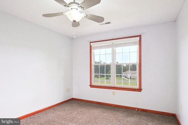 194 MEADOWLAND DR, Ridgeley, WV 26753