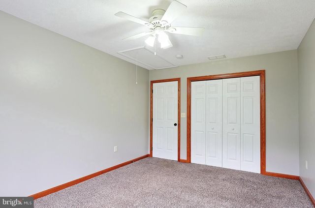 194 MEADOWLAND DR, Ridgeley, WV 26753