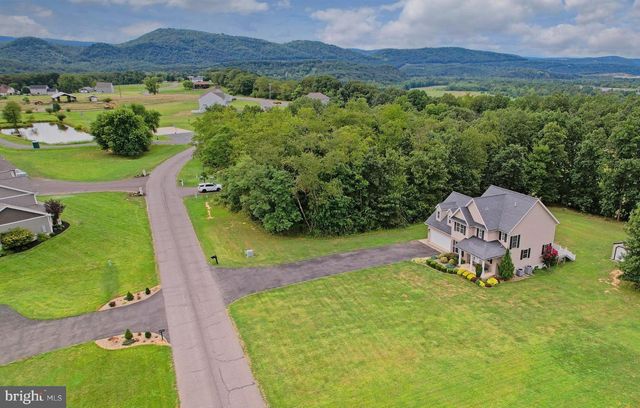 194 MEADOWLAND DR, Ridgeley, WV 26753