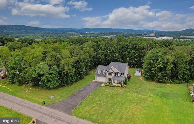 194 MEADOWLAND DR, Ridgeley, WV 26753